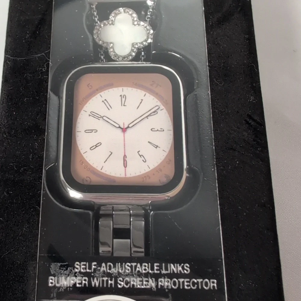 BCBG Silver Tone Clover Apple Watch Band Adjustable 38/40/41 MM